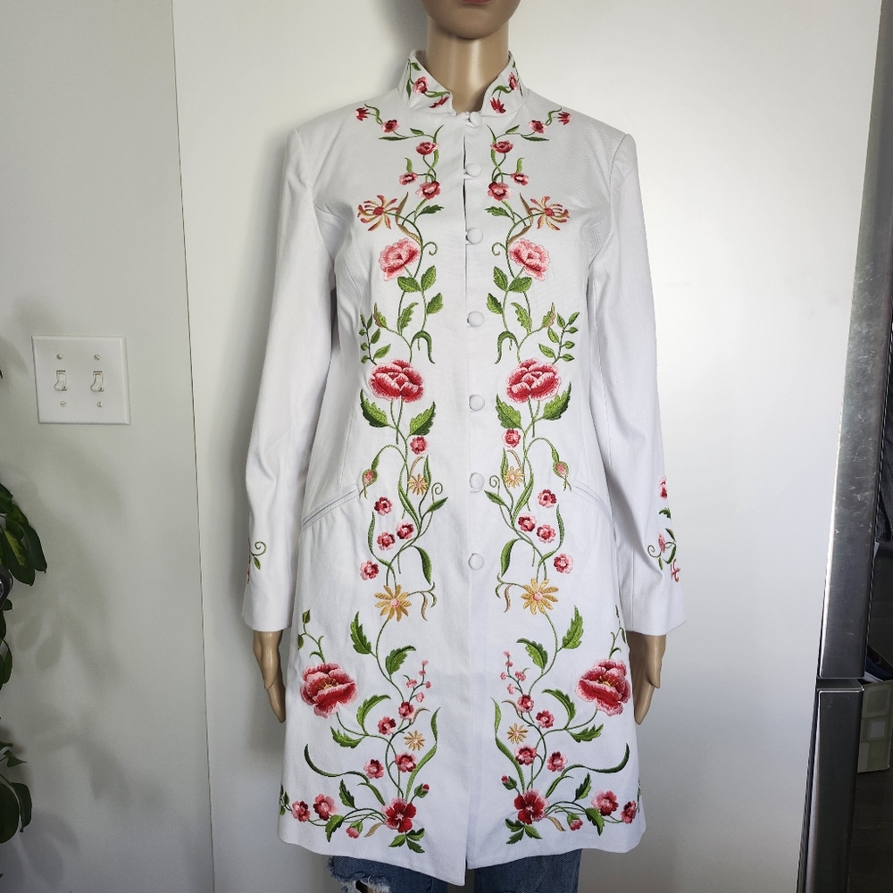 VICTOR COSTA Women's White Mandarin Collar Coat Floral Embroidery XS NEW